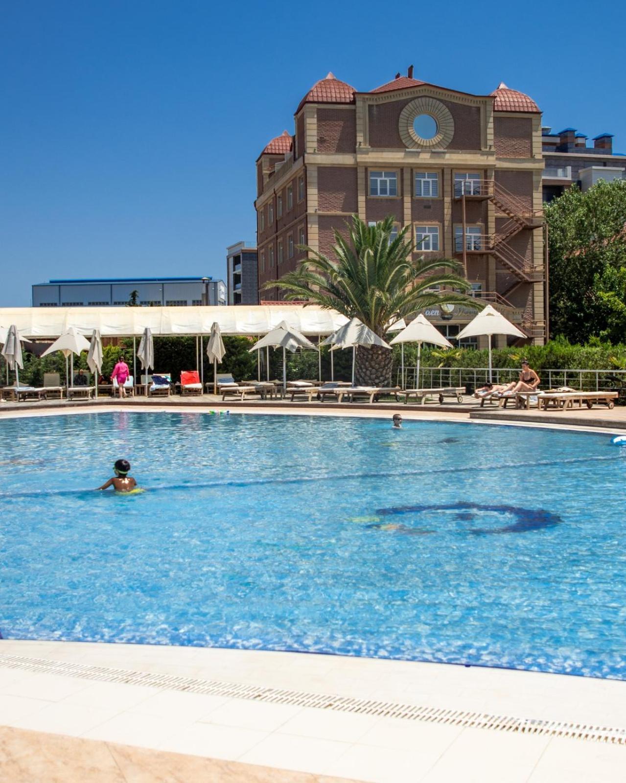 Green City Resort Hotel Baku Zewnętrze zdjęcie